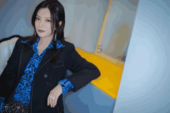 女生说我是不是给你希望了，你那么放肆是啥意思？
